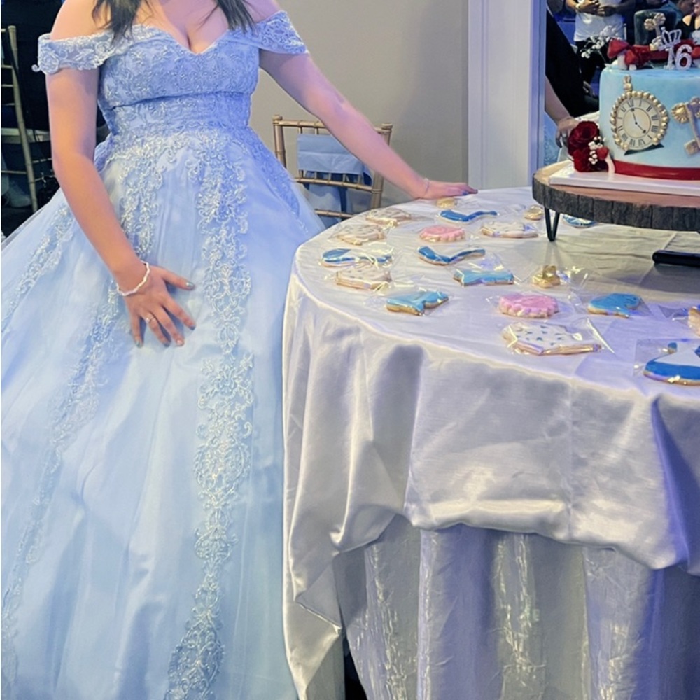 Baby blue 15 or 16th birthday dress very well kept